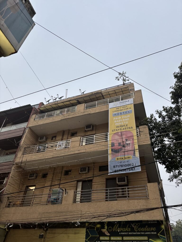 pg in kamla nagar